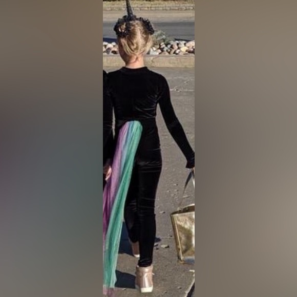 Halloween costume - Picture 2 of 14